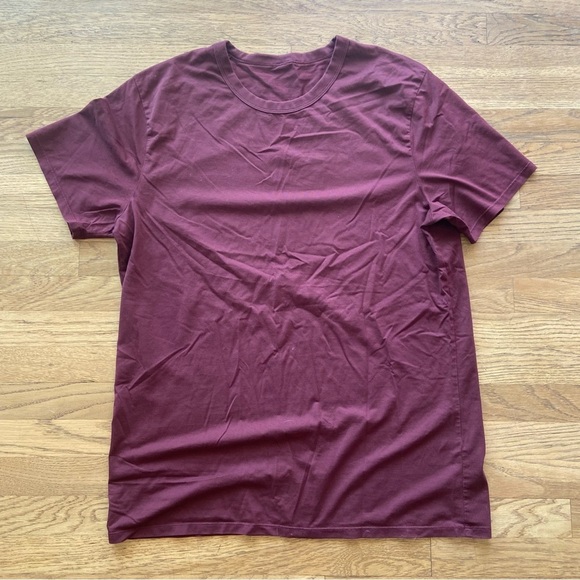 Lululemon mens maroon shirt size large - Picture 1 of 4